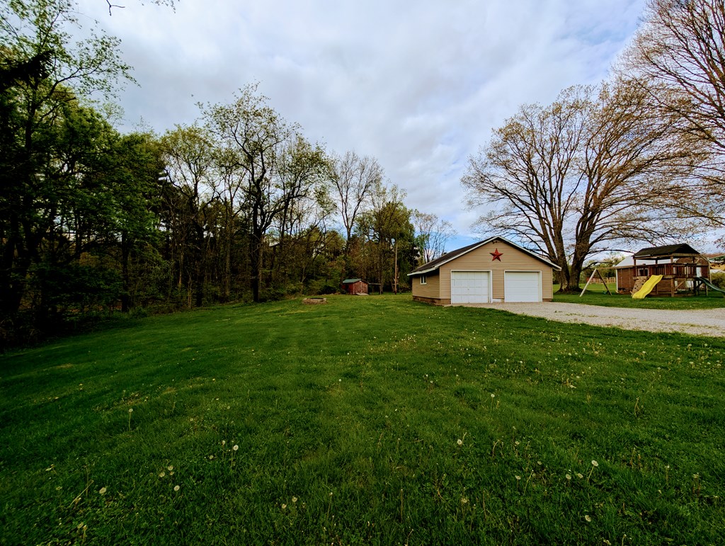 2989 Sunny Road Lickingville, PA 16332 - Photo 8 of 20
