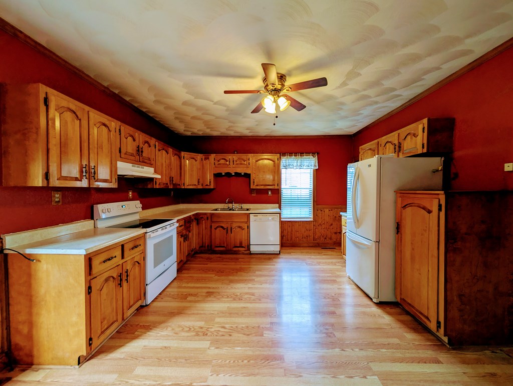 2989 Sunny Road Lickingville, PA 16332 - Photo 10 of 20