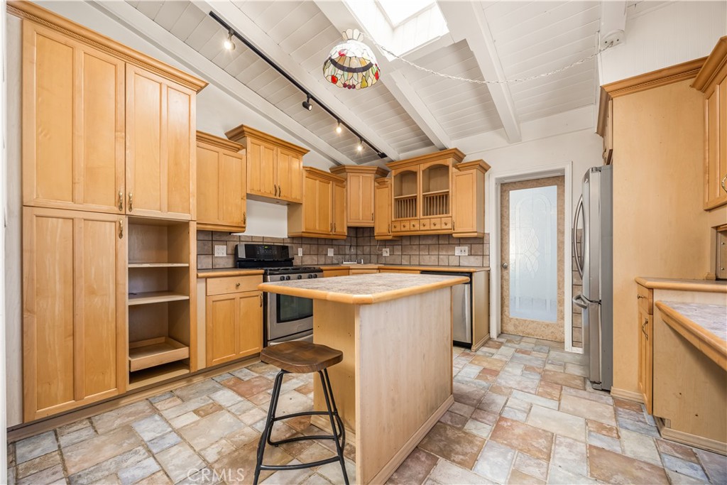 5100 Oil Well Road Phelan, CA 92371 - Photo 12 of 44