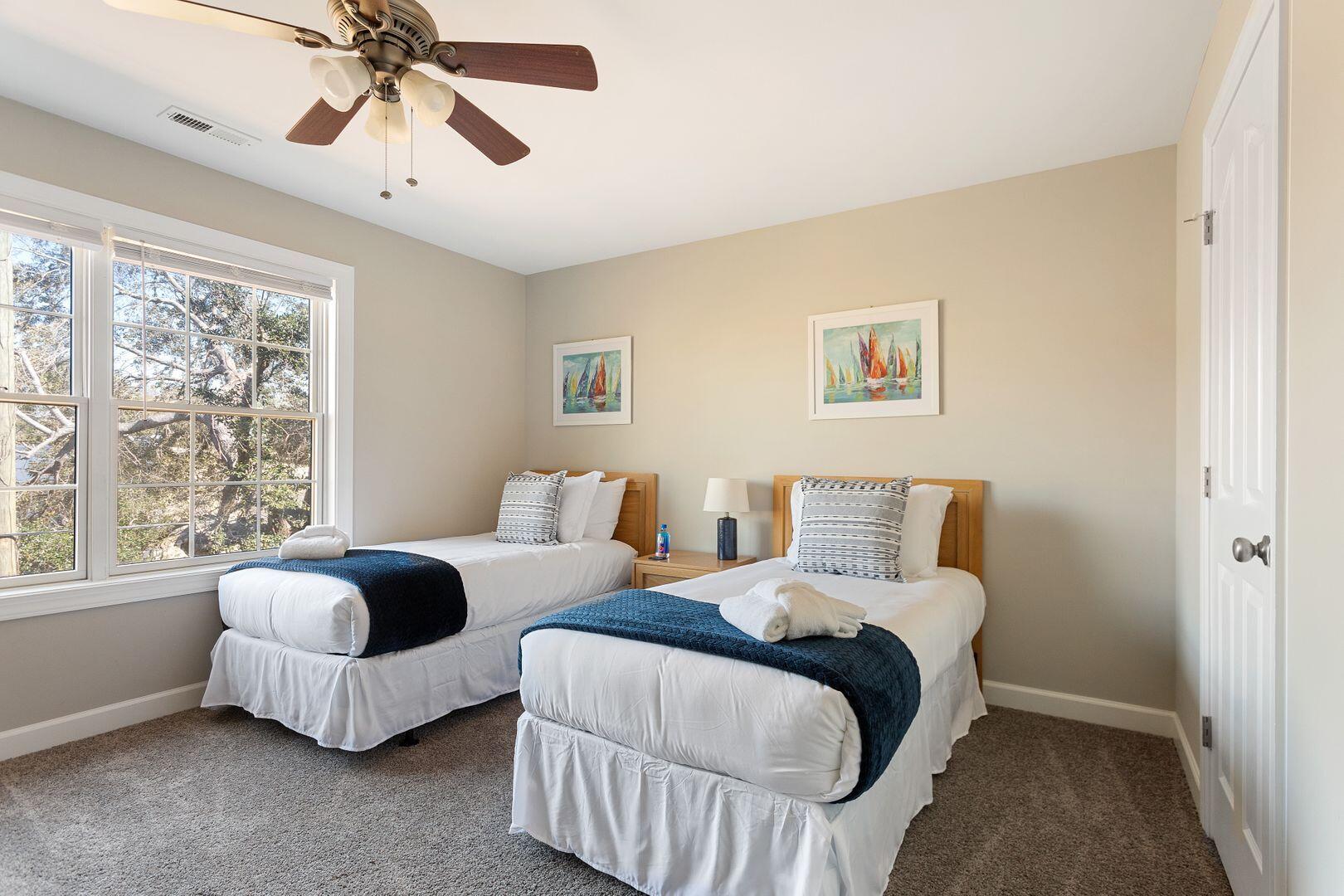 979 Bay Tree Circle, Unit 102 Mount Pleasant, SC 29464 - Photo 10 of 14 2nd Floor Bedroom