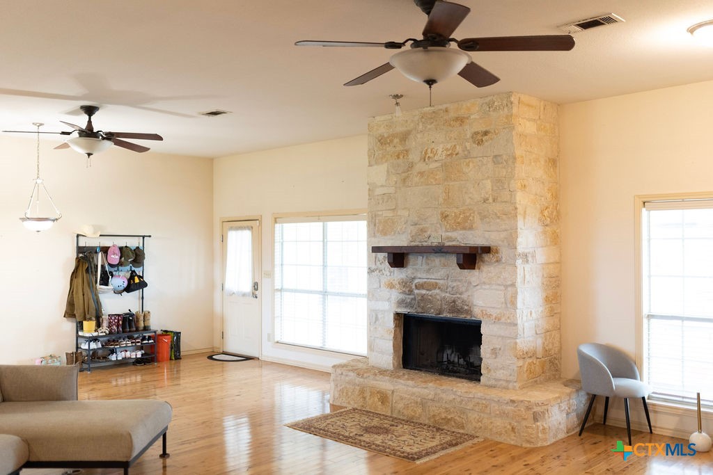 3240 Concrete-Edgar Road Cuero, TX 77954 - Photo 6 of 26