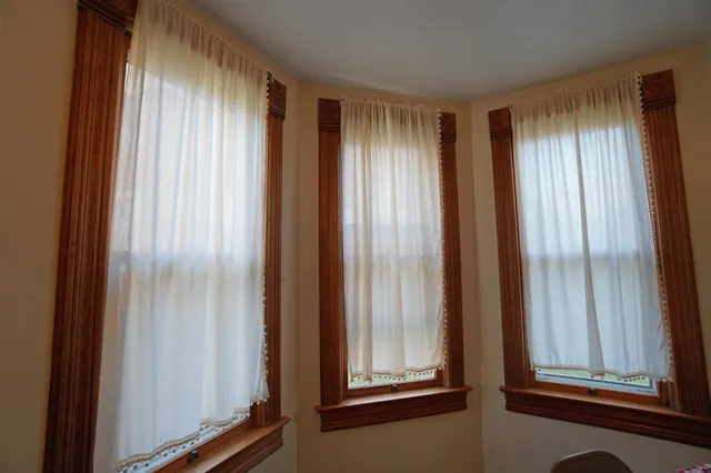 a view of front door with window