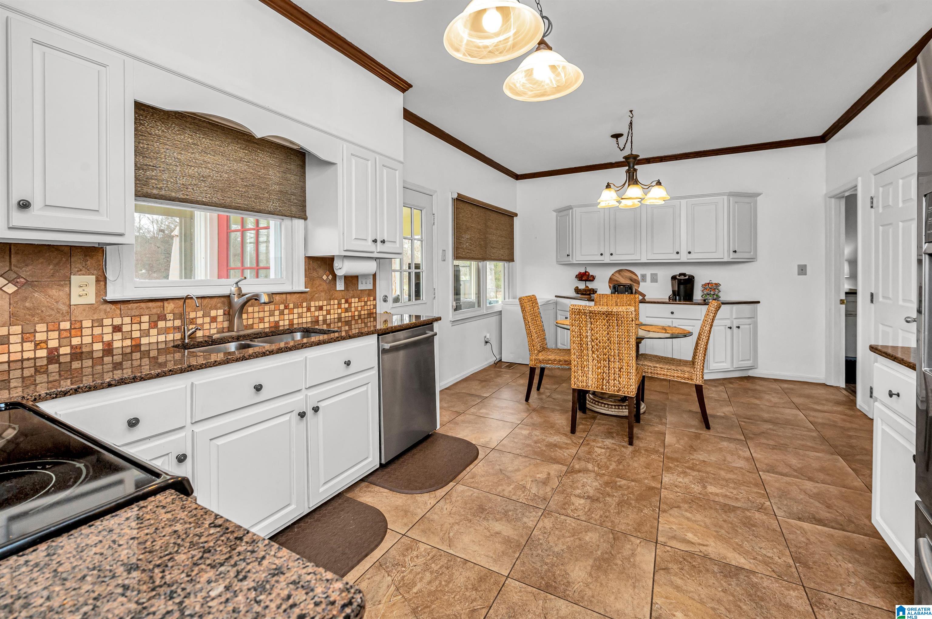 1005 10th Place Alabaster, AL 35007 - Photo 19 of 45