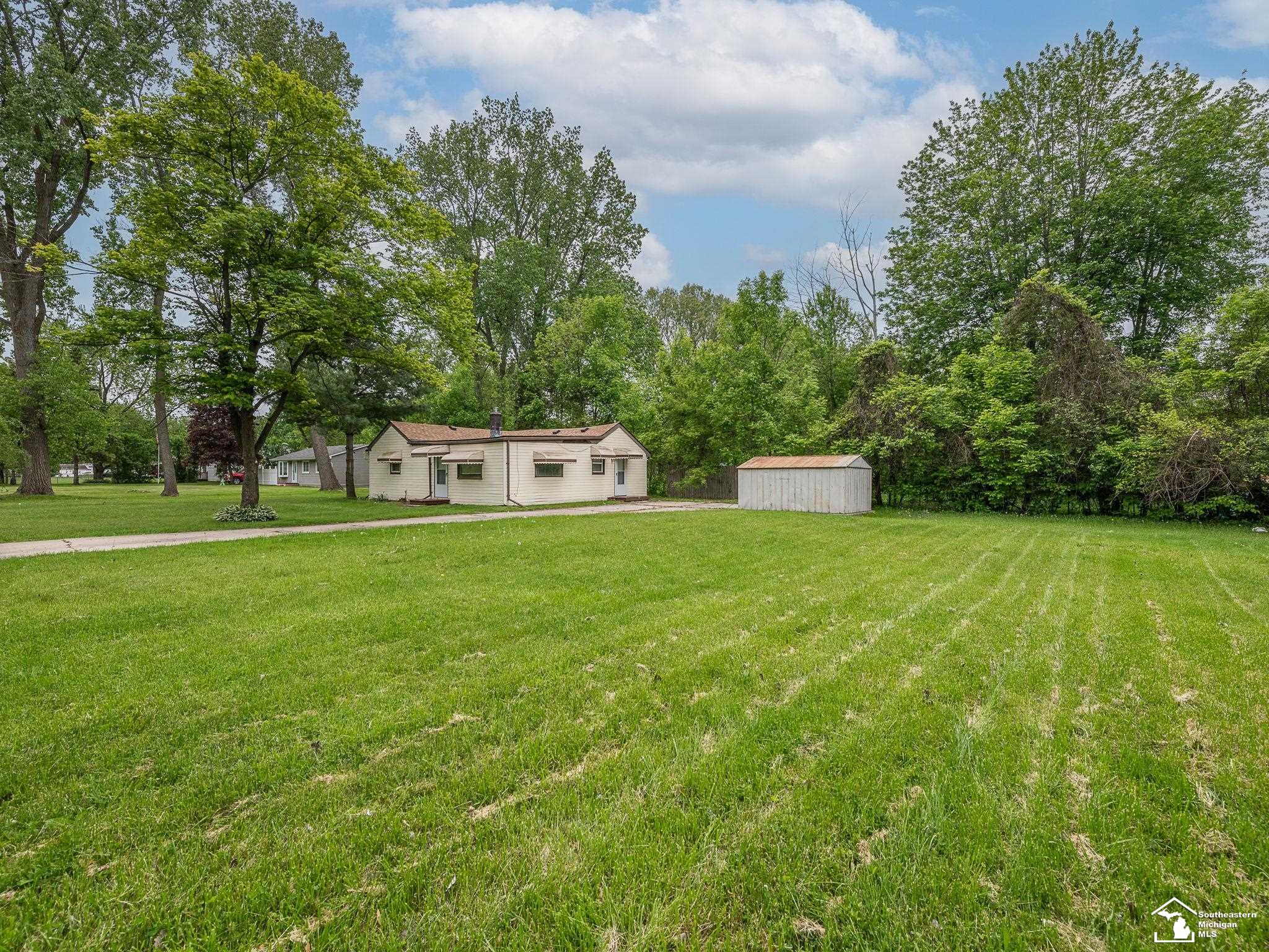 19106 Sylvia Road Romulus, MI 48174 - Photo 24 of 29 50174909-78153ab2-a08c-43ff-8bb8-fc77775699d9.JPG