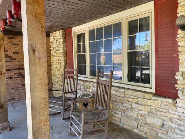 26235 Airport Road Dow, IL 62022 - Photo 3 of 33