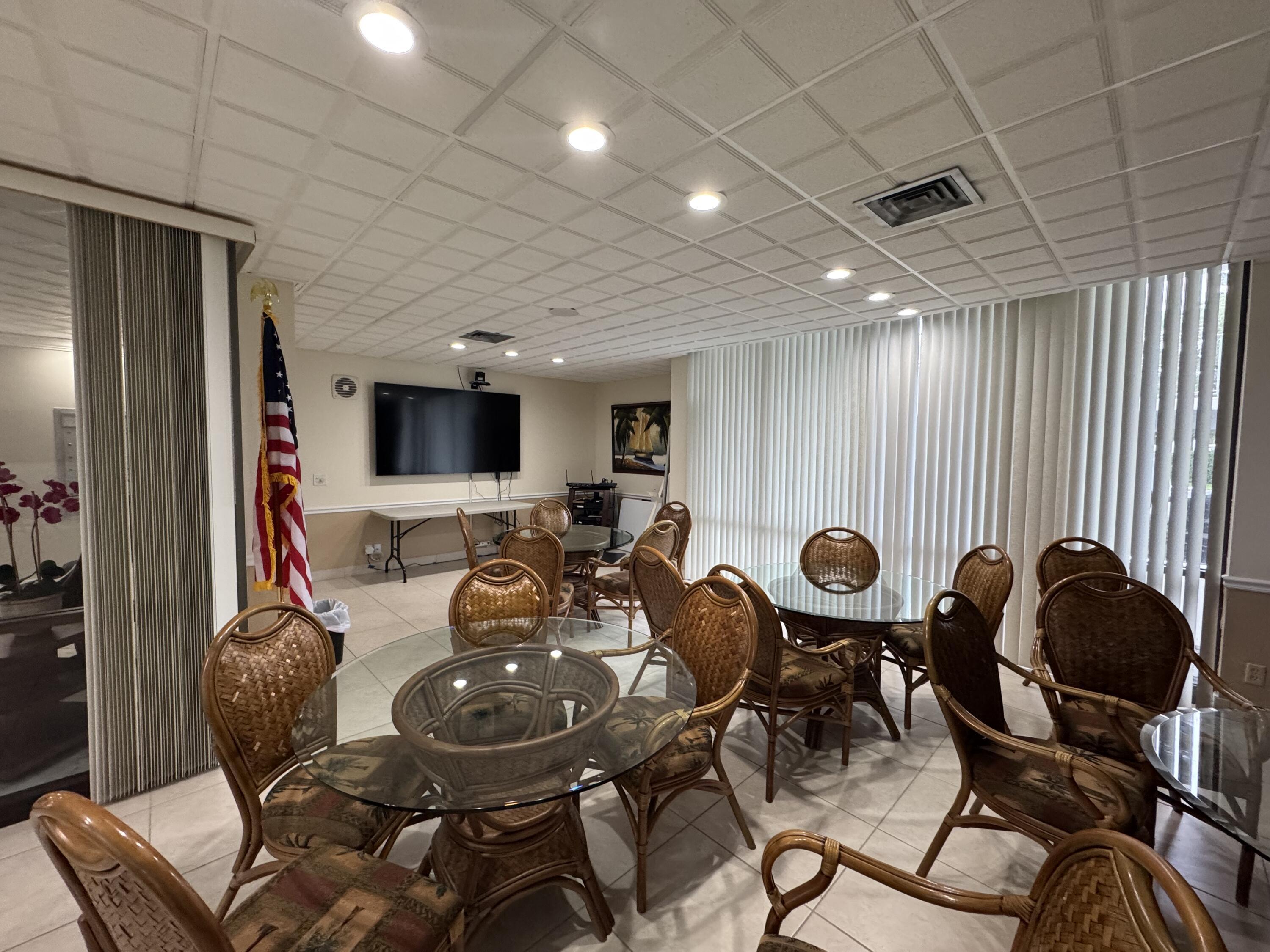 336 Golfview Road, Unit 706 North Palm Beach, FL 33408 - Photo 31 of 41 IMG_8977