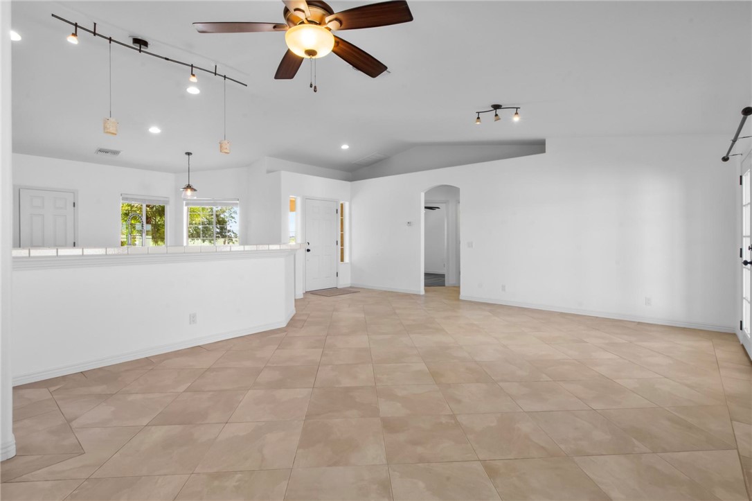 1553 Puma Road Mohave Valley, AZ 86440 - Photo 7 of 41