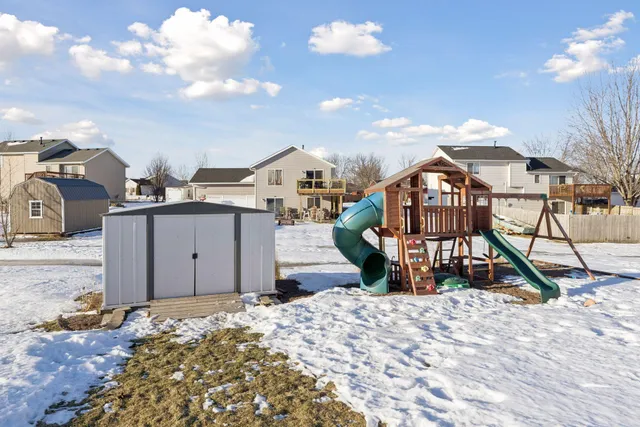 $374,900 | 1546 Mallard Avenue, Baldwin, WI 54002