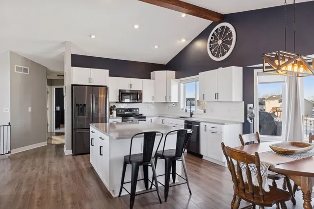 $374,900 | 1546 Mallard Avenue, Baldwin, WI 54002