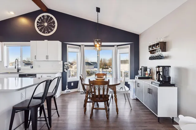 $374,900 | 1546 Mallard Avenue, Baldwin, WI 54002