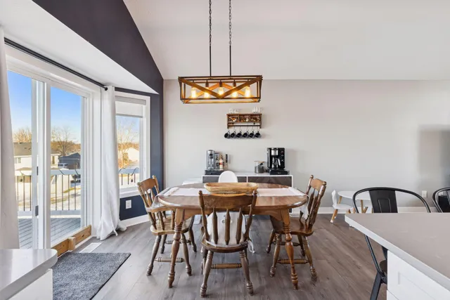 $374,900 | 1546 Mallard Avenue, Baldwin, WI 54002