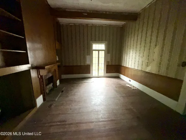 $145,000 | 101 South Main Street, Mount Olive, MS 39119