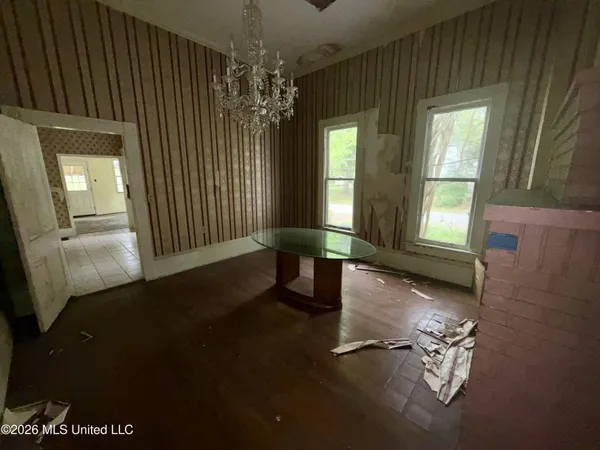 $145,000 | 101 South Main Street, Mount Olive, MS 39119