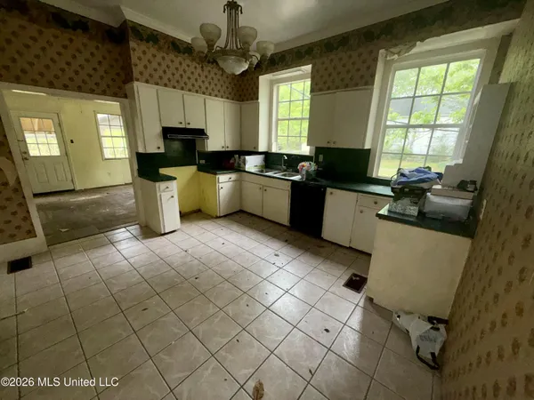 $145,000 | 101 South Main Street, Mount Olive, MS 39119