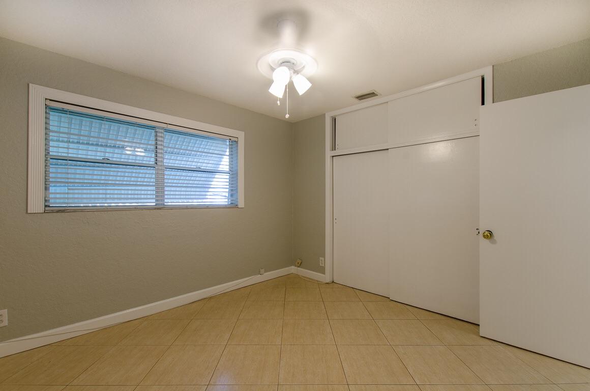 283 Southwest 2nd Street Boca Raton, FL 33432 - Photo 17 of 25 image