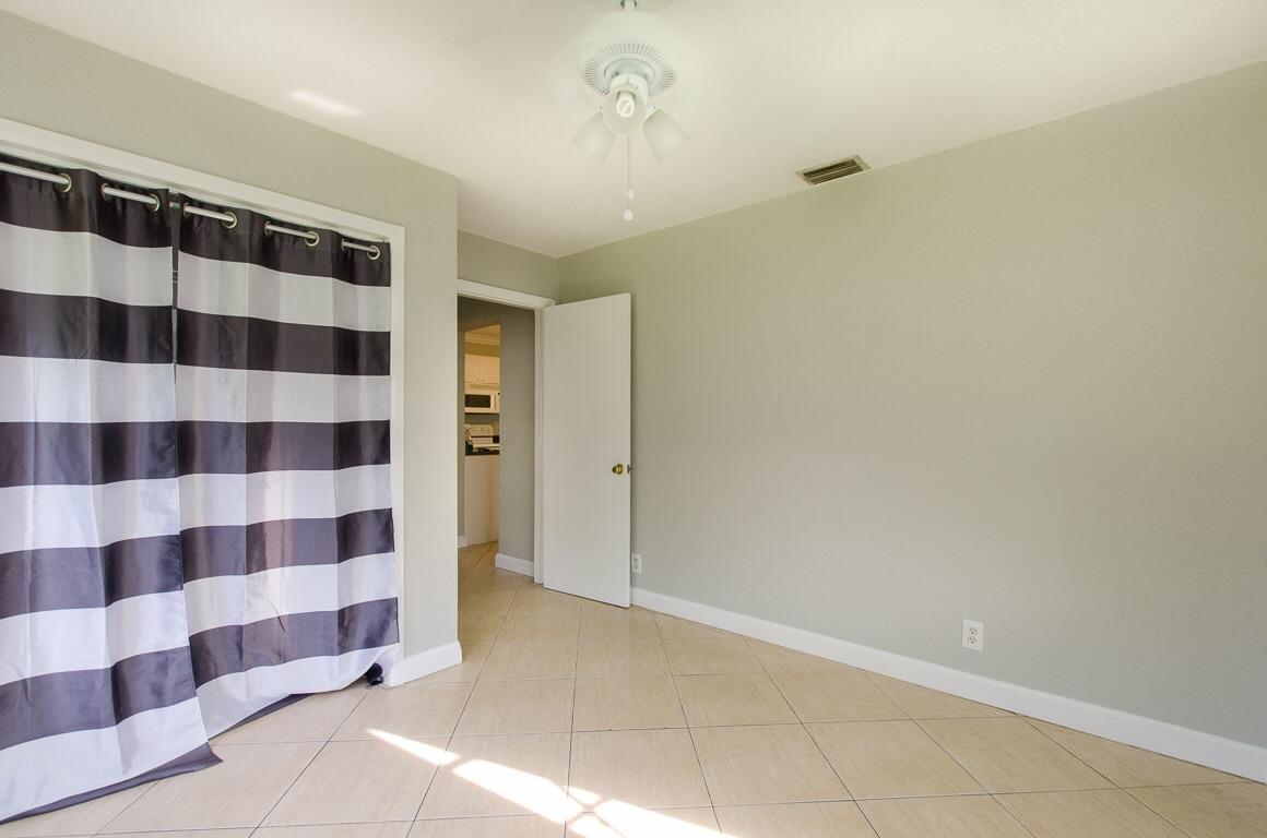 283 Southwest 2nd Street Boca Raton, FL 33432 - Photo 18 of 25 image
