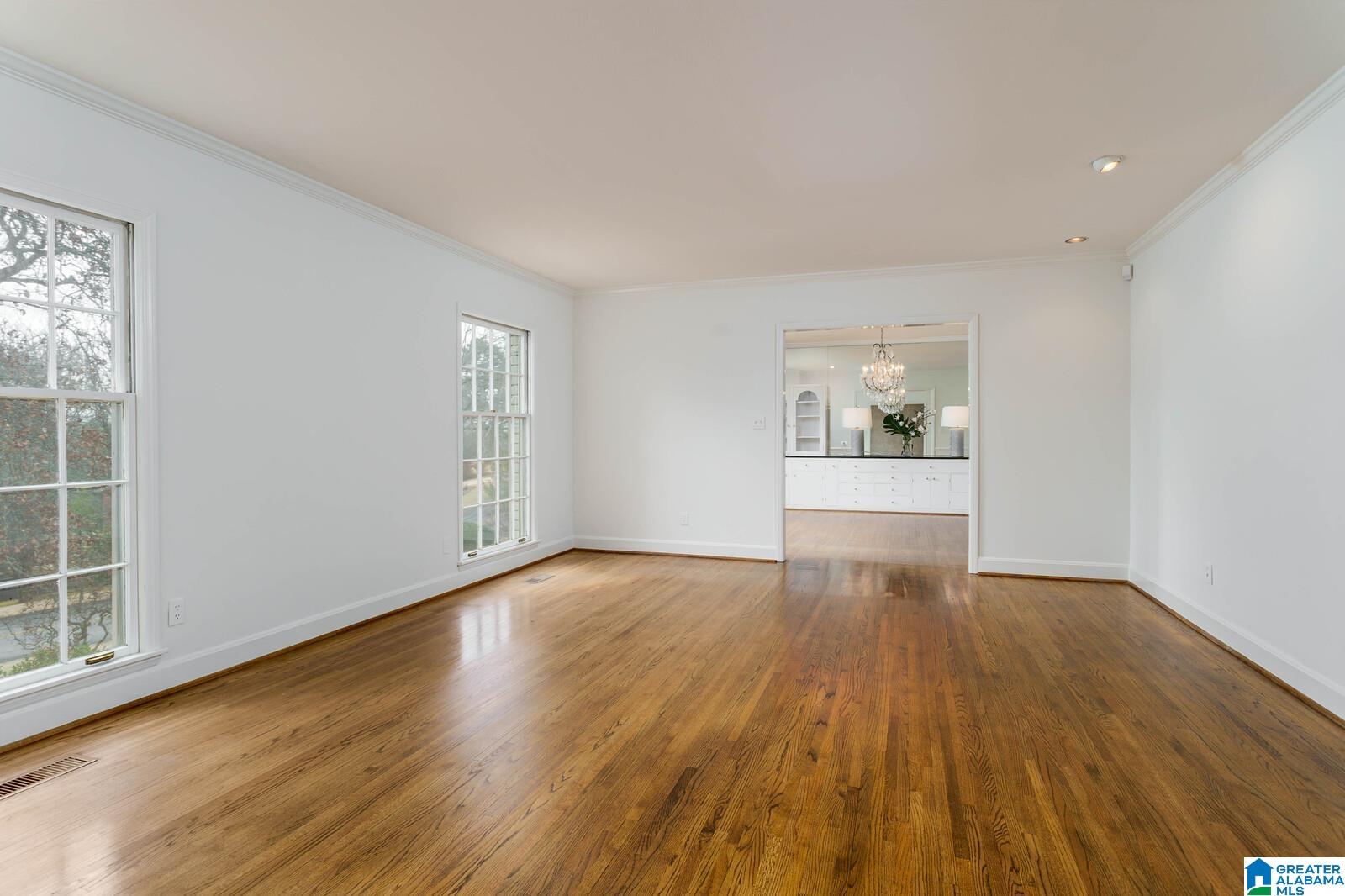 3560 Springhill Road Birmingham, AL 35223 - Photo 5 of 54 Gallery Image 5