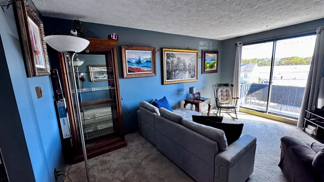 $194,900 | 34 Dunbarton Road, Unit 3G, Manchester, NH 03102