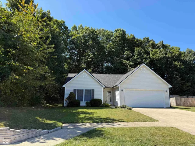 $2,000 | 5391 North Teresa Lane, Bloomington, IN 47404