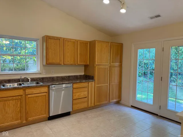 $2,000 | 5391 North Teresa Lane, Bloomington, IN 47404