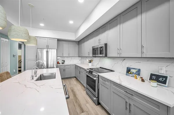 $1,150,000 | 400 150th Avenue, Unit 207, Madeira Beach, FL 33708