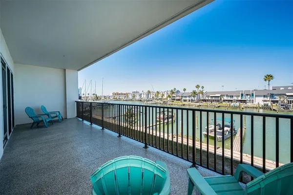 $1,150,000 | 400 150th Avenue, Unit 207, Madeira Beach, FL 33708