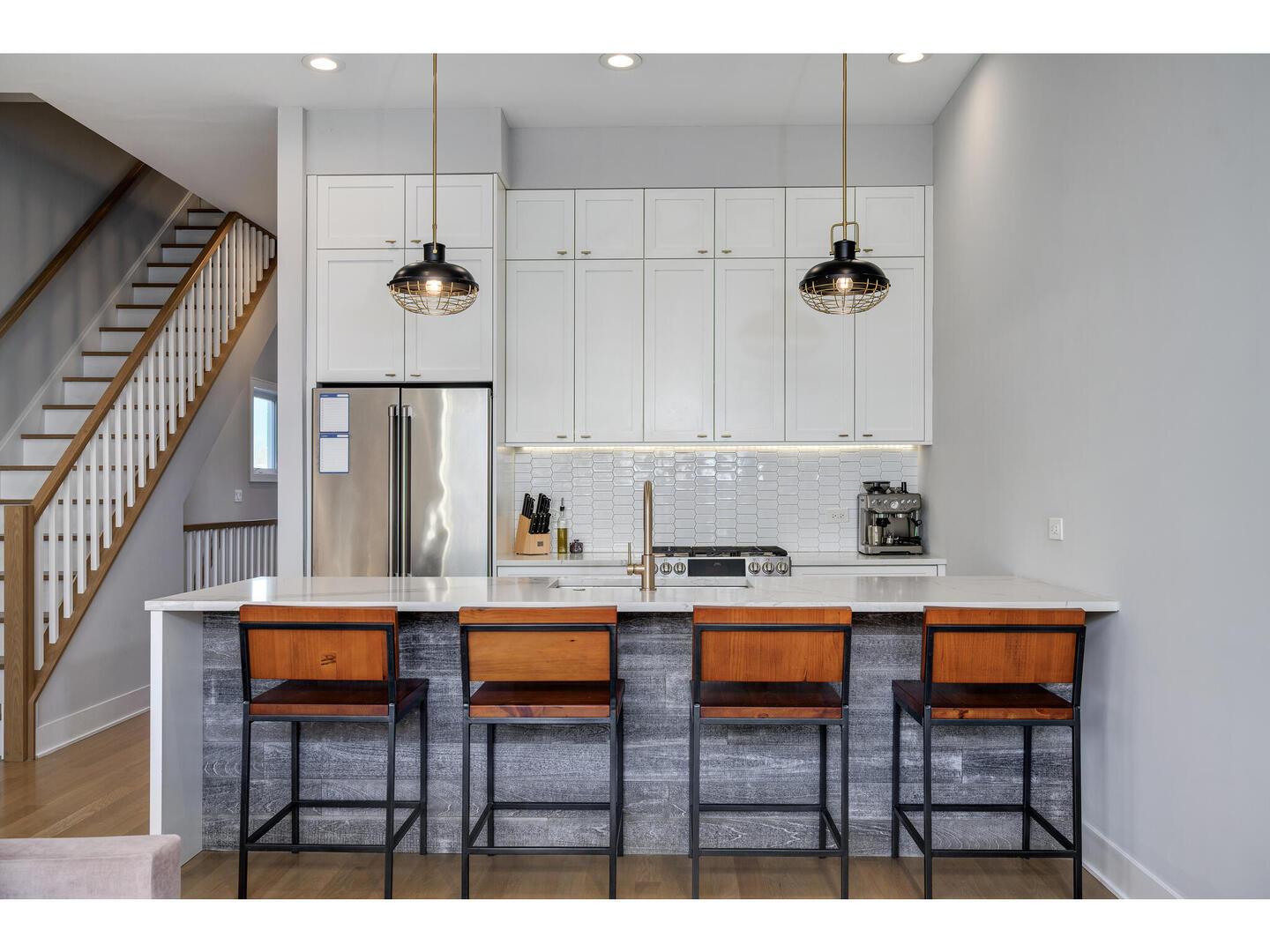 2705 North Hamlin Avenue, Unit 3 Chicago, IL 60647 - Photo 4 of 22