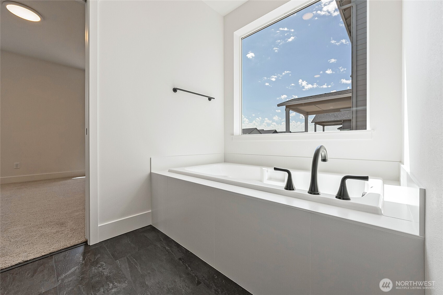 402 Pagget Avenue Winlock, WA 98596 - Photo 17 of 36 a bathroom with a sink and a mirror