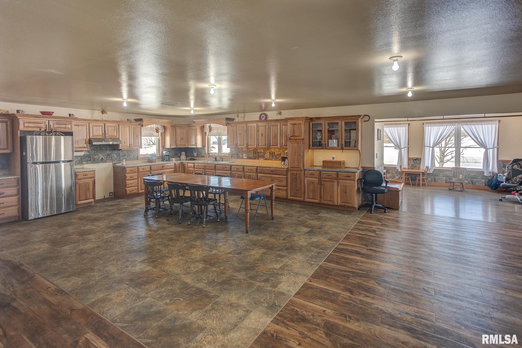 1548 Koehn Road Rockwood, IL 62280 - Photo 13 of 65