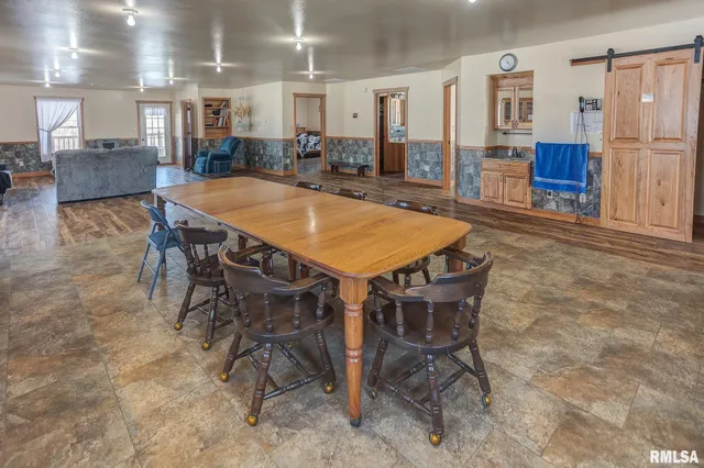 $422,000 | 1548 Koehn Road, Rockwood, IL 62280