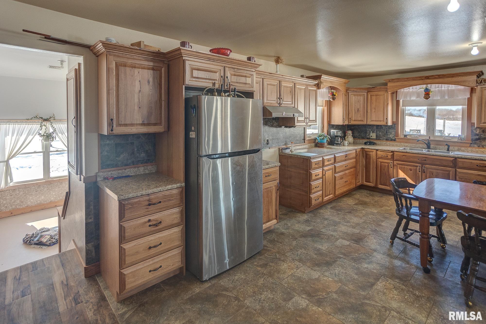 1548 Koehn Road Rockwood, IL 62280 - Photo 15 of 65