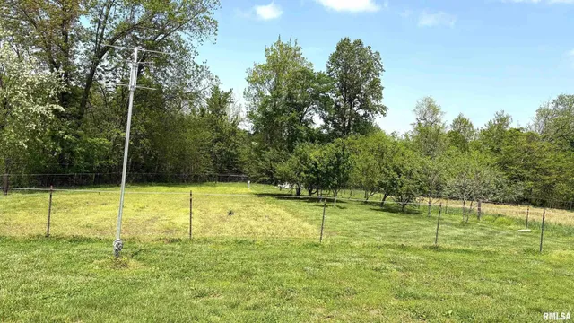 $422,000 | 1548 Koehn Road, Rockwood, IL 62280