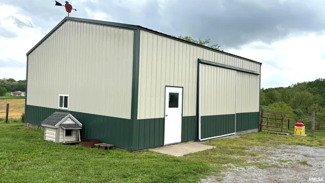 $422,000 | 1548 Koehn Road, Rockwood, IL 62280