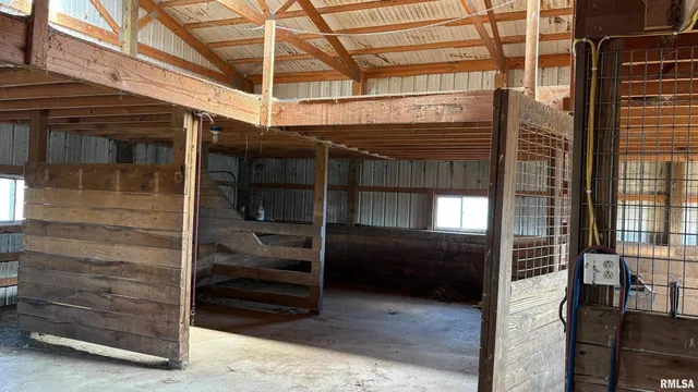 $422,000 | 1548 Koehn Road, Rockwood, IL 62280