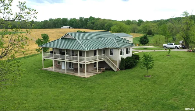 $422,000 | 1548 Koehn Road, Rockwood, IL 62280