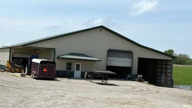 $422,000 | 1548 Koehn Road, Rockwood, IL 62280