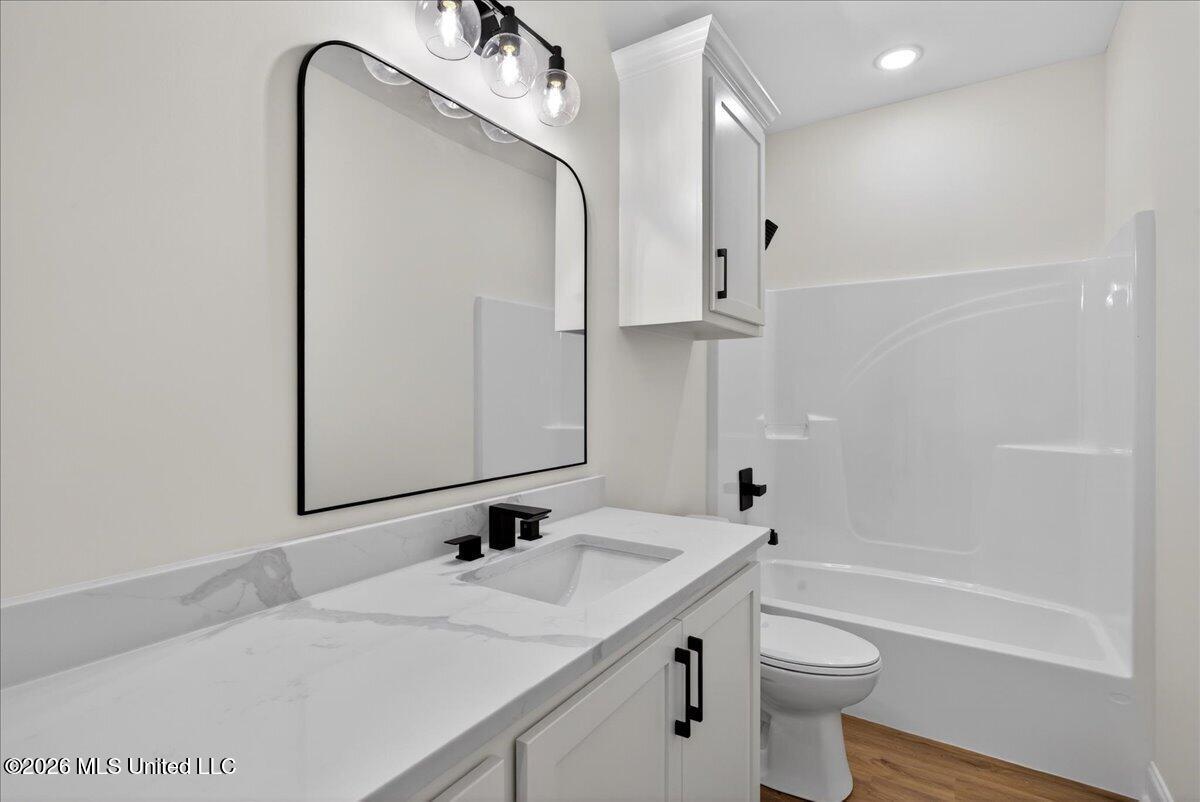 5 Bounds Road Sumrall, MS 39482 - Photo 20 of 23 Bathroom