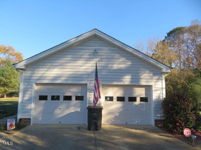 2000 Howson Road Raleigh, NC 27603 - Photo 3 of 43 27a0fc71-491f-445f-9634-2ad6013cb52b