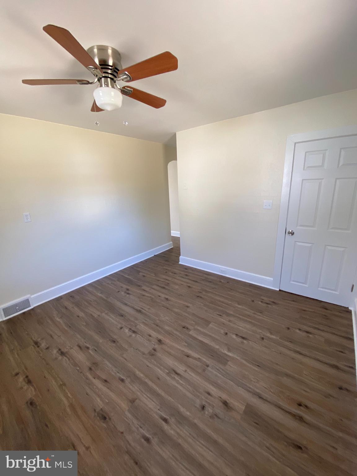 1772 Almond Road Vineland, NJ 08360 - Photo 3 of 10 Gallery Image 3