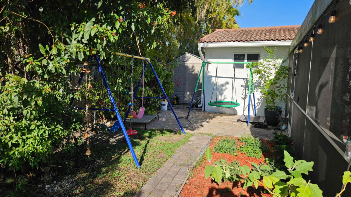 13347 Northwest 5th Terrace Miami, FL 33182 - Photo 12 of 16 12
