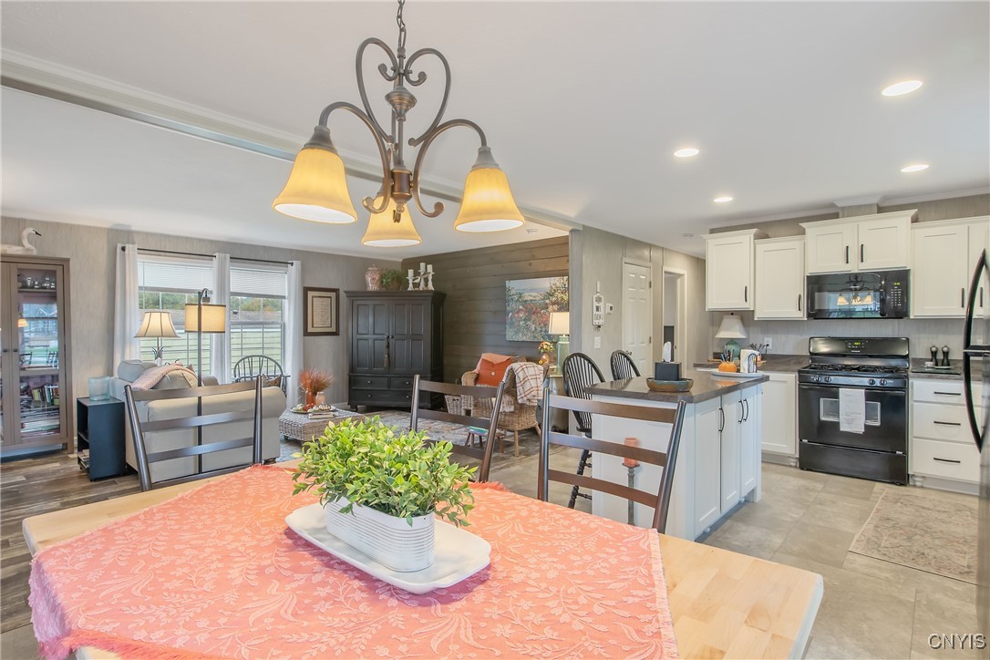 5600 # 42 Shute Road, Unit 42 La Fayette, NY 13084 - Photo 9 of 31