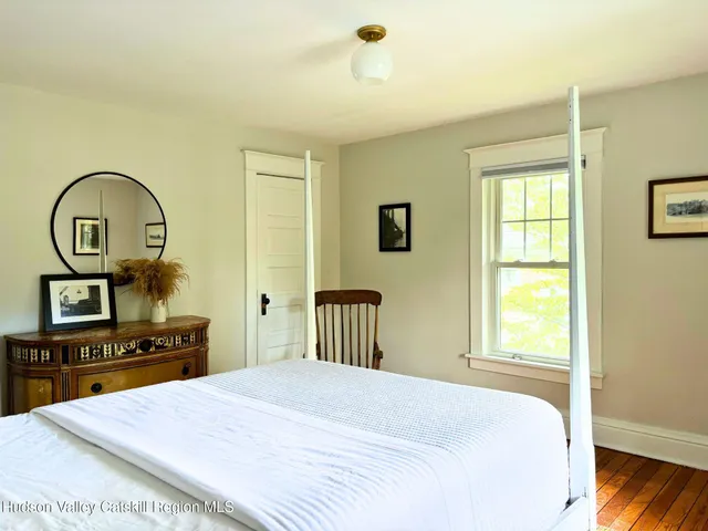 $4,000 | 590 Highway 23B, Hudson, NY 12534