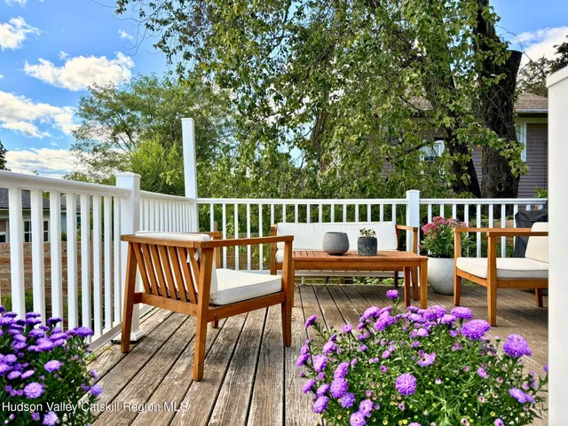 $4,000 | 590 Highway 23B, Hudson, NY 12534