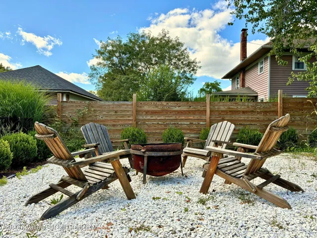 $4,000 | 590 Highway 23B, Hudson, NY 12534