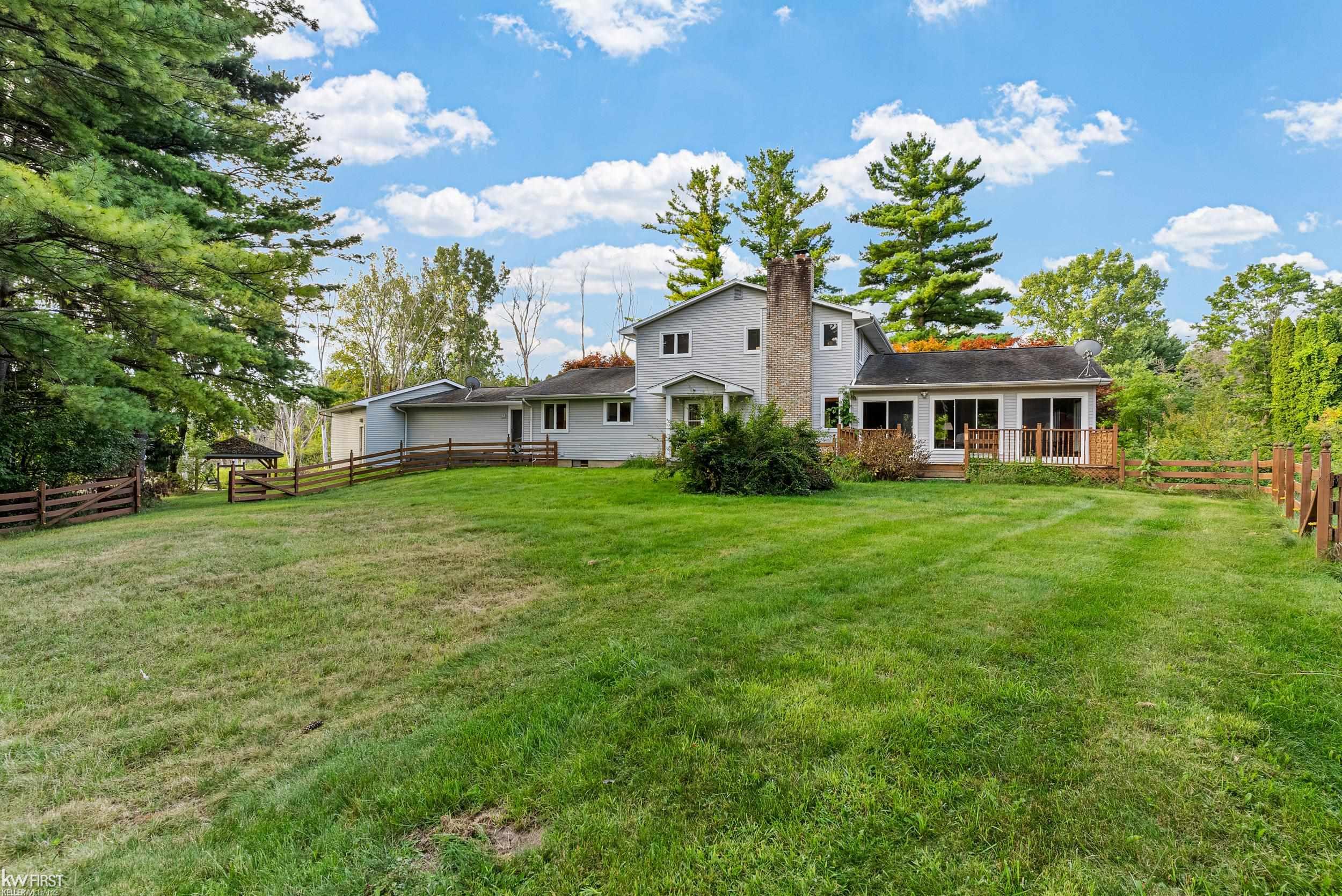 1061 Rose Center Road Fenton, MI 48430 - Photo 56 of 66