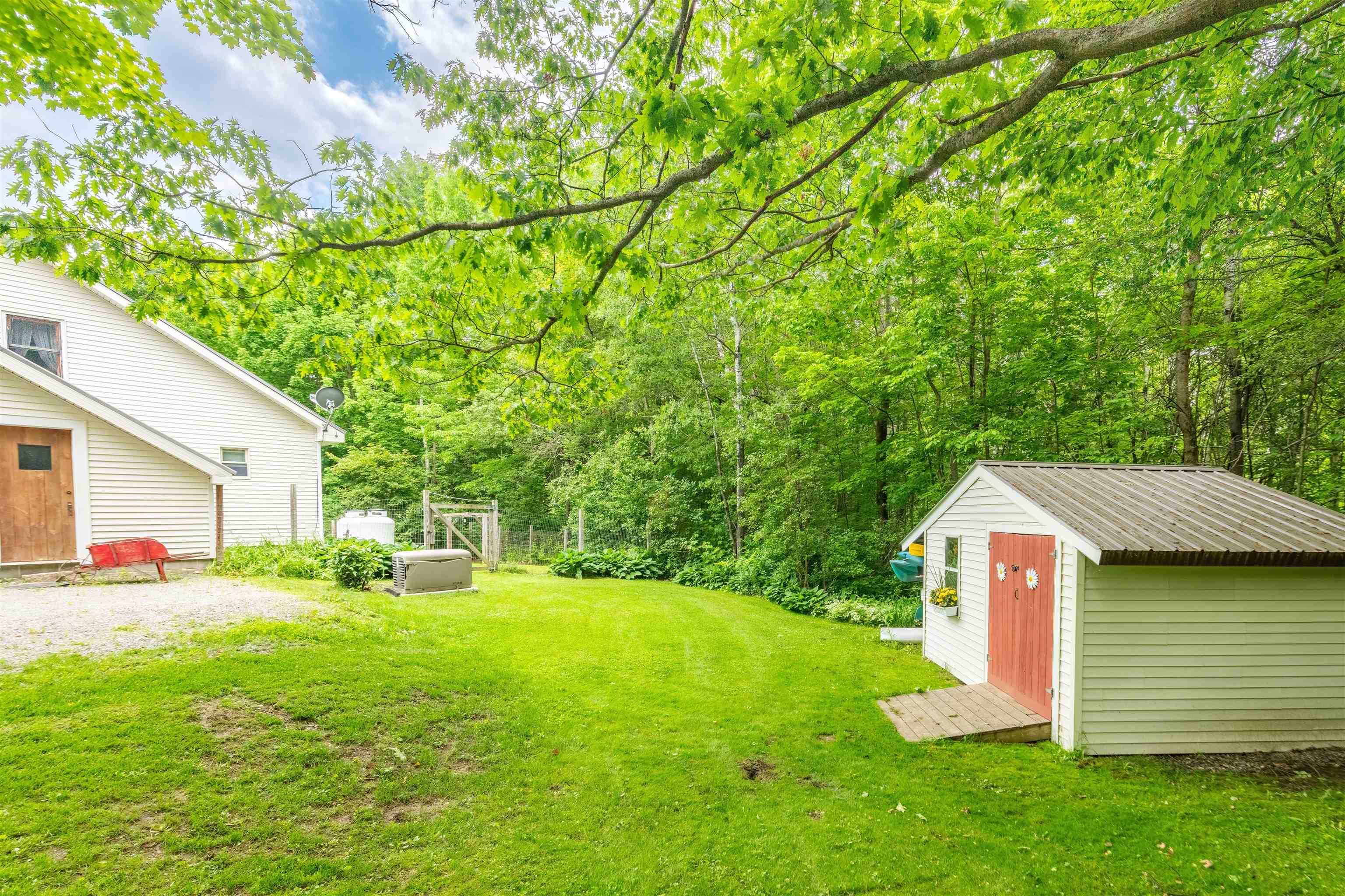 1307 Lime Kiln Road Haverhill, NH 03780 - Photo 8 of 30