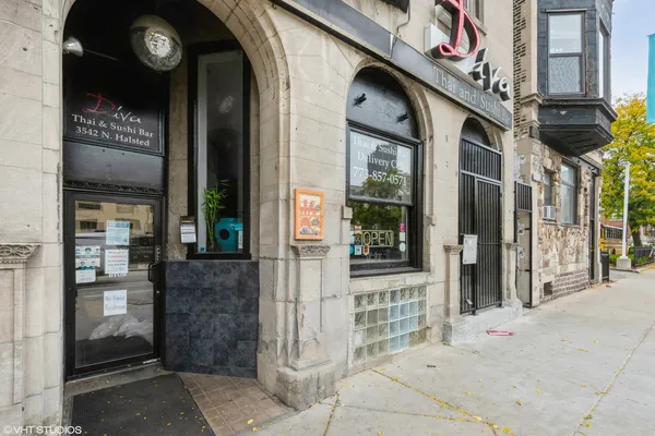 $2,250,000 | 3542 North Halsted Street, Chicago, IL 60657