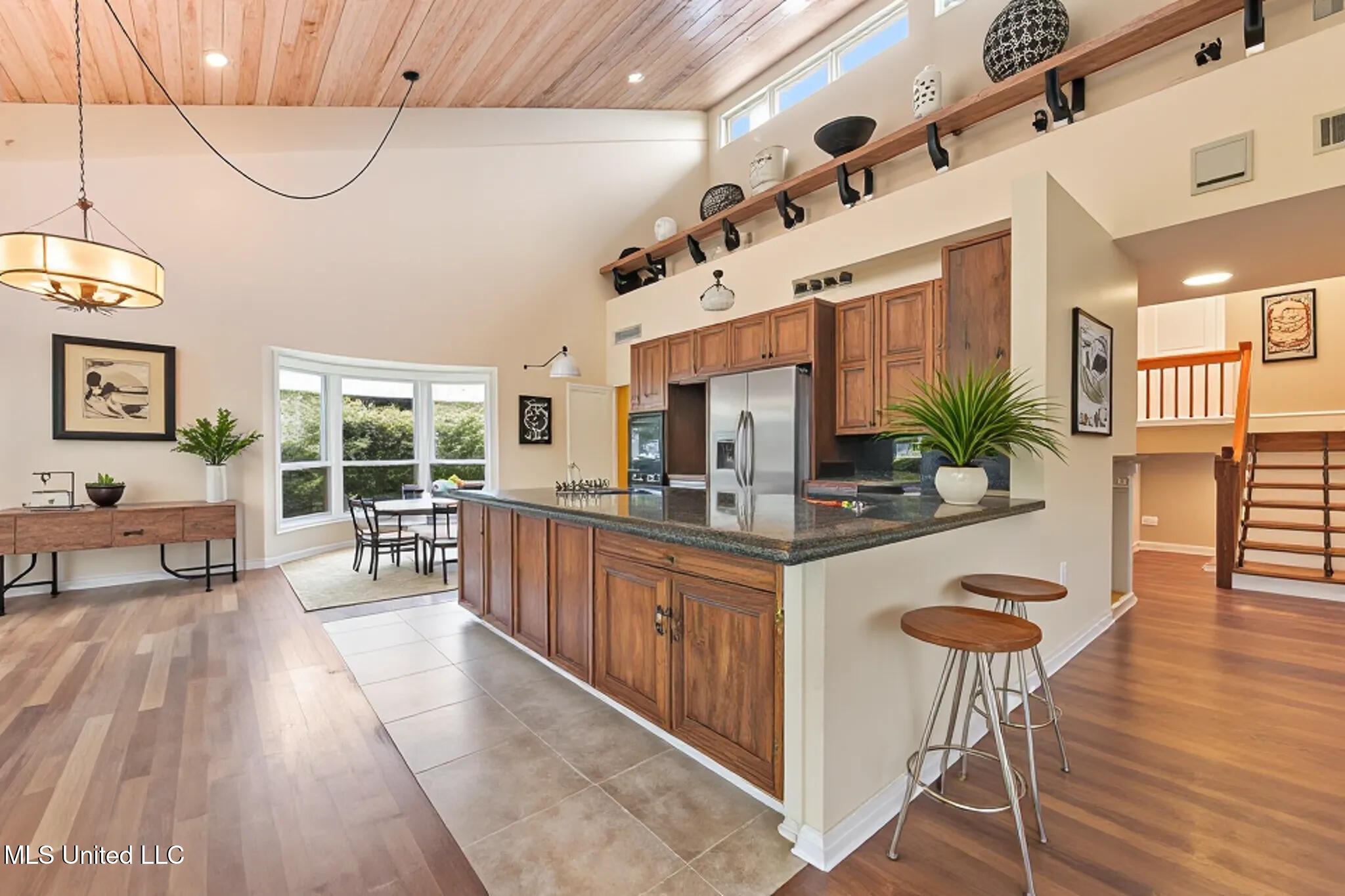 687 Oahu Street Diamondhead, MS 39525 - Photo 12 of 52 007vs