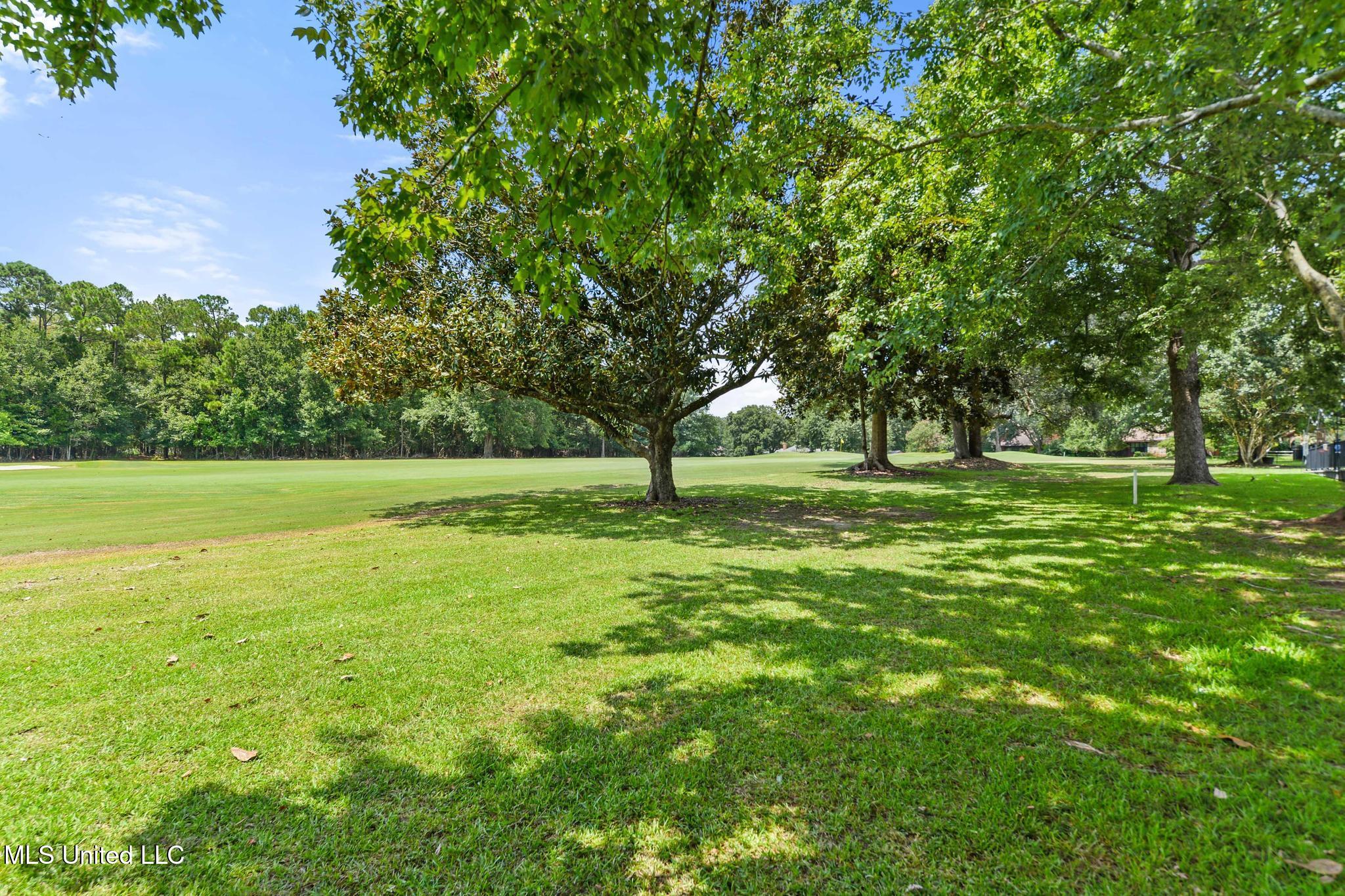 687 Oahu Street Diamondhead, MS 39525 - Photo 25 of 28 035