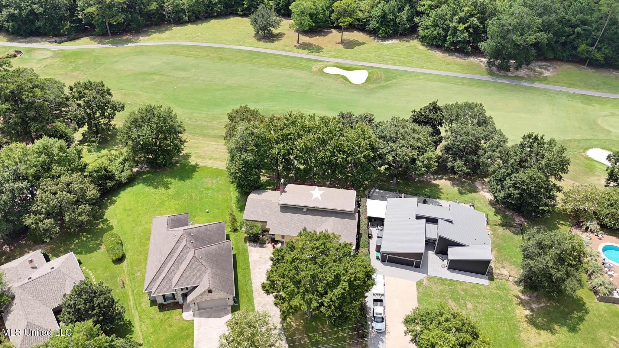 687 Oahu Street Diamondhead, MS 39525 - Photo 44 of 52 037